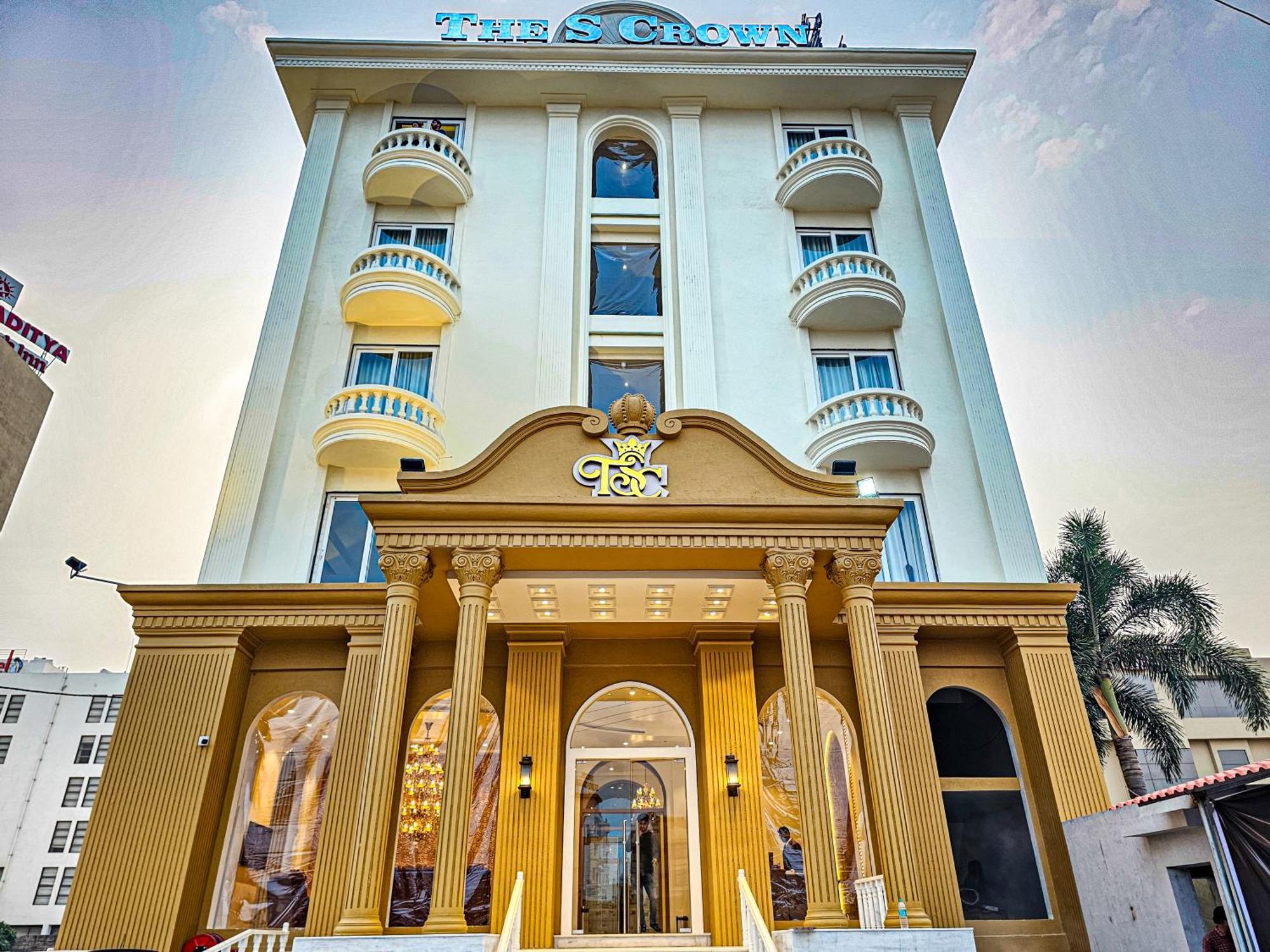 فندق The S Crown Somnāth المظهر الخارجي الصورة